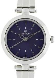 ساعت مچی زنانه تایتان کاریشما مدل NT2574SM01 با صفحه آبی و بند استیل نقره‌ای