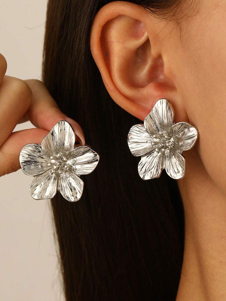 174278755167e91204d0ba5a0e05c72f65a1a8836e_thumbnail_900x.jpg گوشواره میخی گلدار مدل Floral — 1 جفت - Image 1