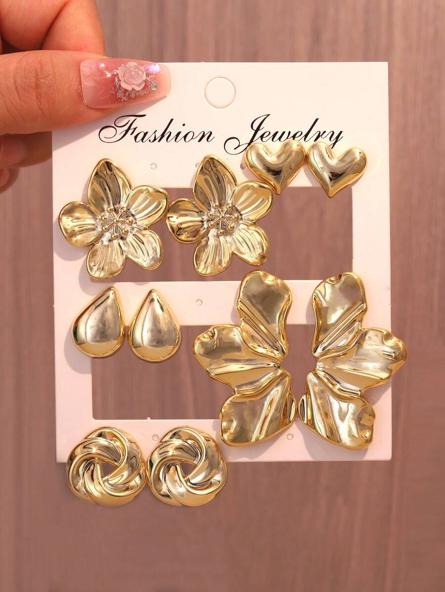 17562931210b187fa54eca9f5761fbd5920af9fa10_thumbnail_900x.jpg ست بدلیجات گوشواره فشن طلایی - Image 1