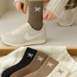 4 جفت جوراب زنانه پنبه‌ای با پاپیون گلدوزی — مناسب تابستان و زمستان