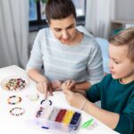 ست ساخت دستبند مهره‌ای 6000 عددی VELORA WORLD | Clay Beads Bracelet Kit