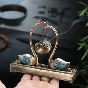 بخورسوز دوکاره طرح دریاچه قو با استند رومیزی