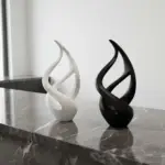 مجسمه دکوری طرح انتزاعی شعله پیچ‌خورده (۳بعدی) مدل مینیمال