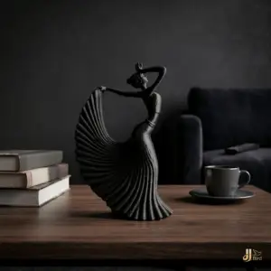 مجسمه دکوری رقصنده با دامن بادبزنی شیک