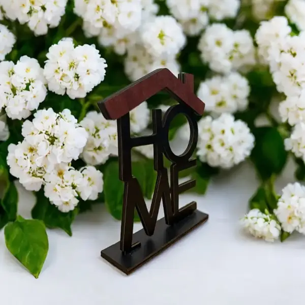 دکور چوبی طرح خانه برای کریسمس و هالووین