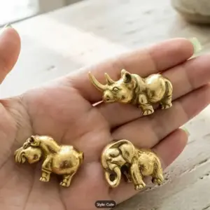 مجسمه دکوری طرح اسب‌ آبی و فیل کوچک رومیزی