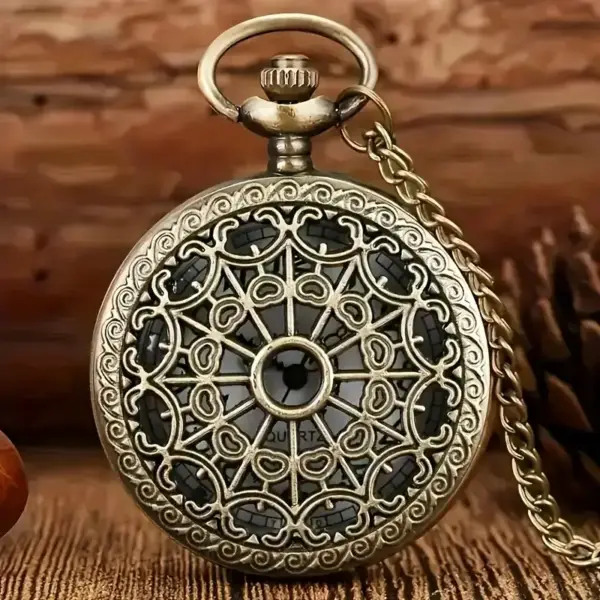ساعت جیبی کوارتز طرح قلب توخالی برنزی آنتیک