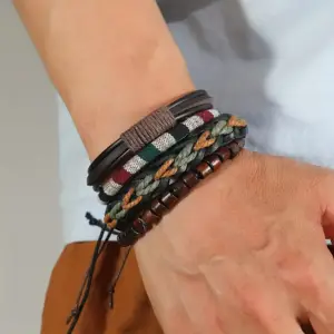 ست ۴ عددی دستبند منجوقی بوهو مردانه طرح حیوانات