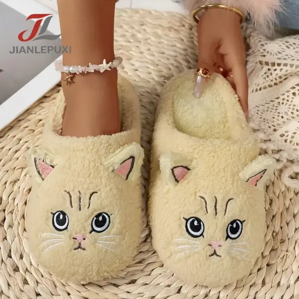 دمپایی روفرشی گربه‌ای طرح کارتونی با گلدوزی کیوت