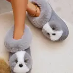کفش روفرشی دخترانه زمستانی طرح سگ کارتونی گرم و ضدلغزش