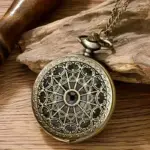 ساعت جیبی کوارتز طرح قلب توخالی برنزی آنتیک