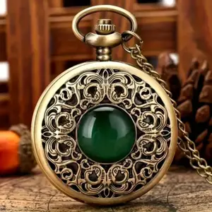 ساعت جیبی رترو کوارتز با زنجیر زمردی