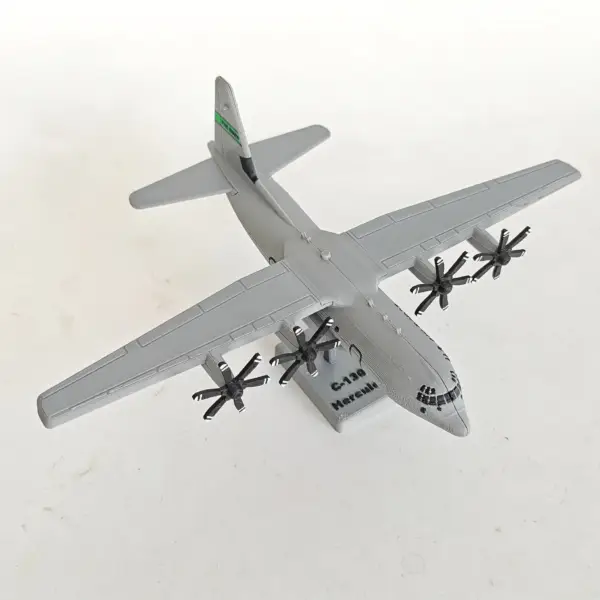 مجسمه دکوری مدل C-130J Super Hercules با قدرت نمایشی