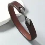 دستبند چرمی هاک‌دار استایل پانک هیپ‌هاپ (طرح زنجیره‌ای)
