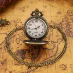 ساعت جیبی اسکلت و آویز بلند با قاب آلیاژی (کوارتز)