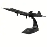 مدل هواپیمای SR-71 مشکی 1:144 با پایه نمایش