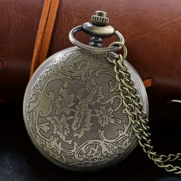 ساعت جیبی کوارتز با اعداد رومی و زنجیر