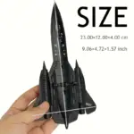 مدل هواپیمای SR-71 مشکی 1:144 با پایه نمایش
