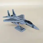 فیگور کلکسیونی مدل هواپیما F-15 با پایه نمایش