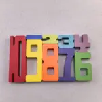 بازی آموزشی مکعب‌های چوبی عددی و برج‌سازی 3D