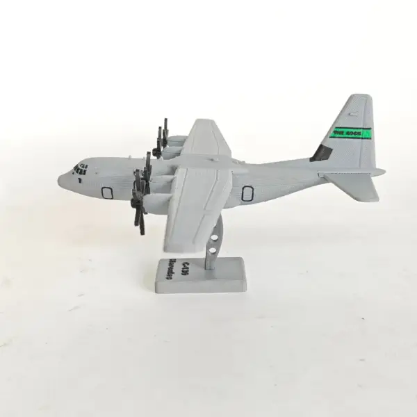 مجسمه دکوری مدل C-130J Super Hercules با قدرت نمایشی