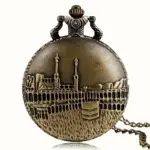 ساعت جیبی/آویز برنزی طرح قلعه مربعی حکاکی شده کوارتز