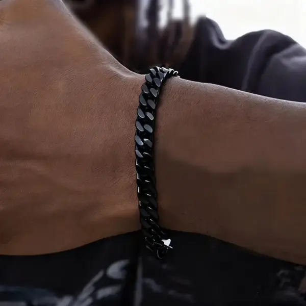 دستبند لینک کوبایی مشکی (Cuban Link) ضدحساسیت